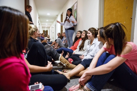 طعم زندگی در خوابگاه دخترانه